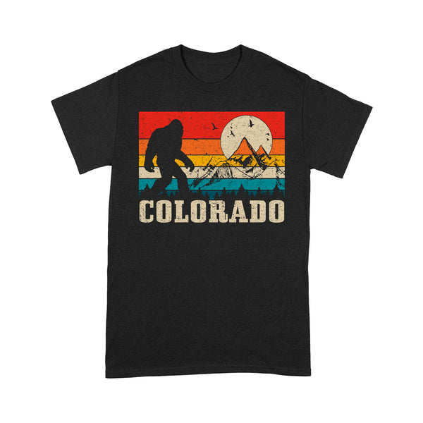 Colorado Bigfoot Vintage Rocky Mountains - TeeMaru Colorado T-Shirt COTS011