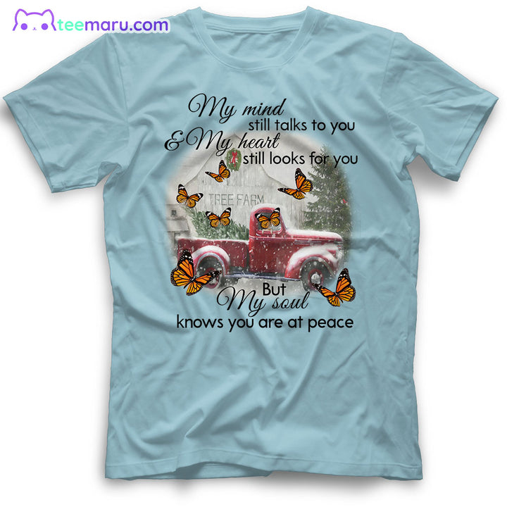 MEBS033 My Mind Still Talks To You Orange Butterfly Christmas Memorial T-Shirt