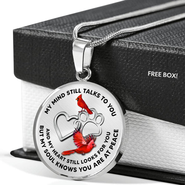 JL1807005 My Mind Still Talks To You Red Cardinals Silver Heart Paws Luxury Necklace with Back Engraving