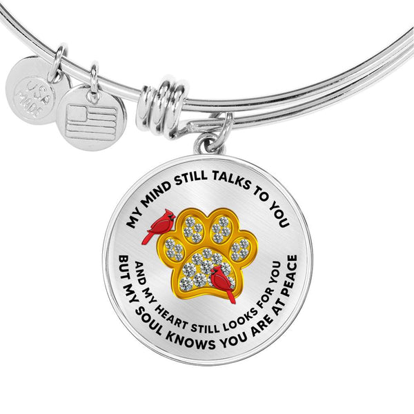 JL1507008 My Mind Red Cardinals Gold One Paw Circle Adjustable Luxury Bangle with Back Engraving