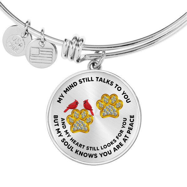 JL1507003 My Mind Red Cardinals Gold Paw Circle Adjustable Luxury Bangle with Back Engraving