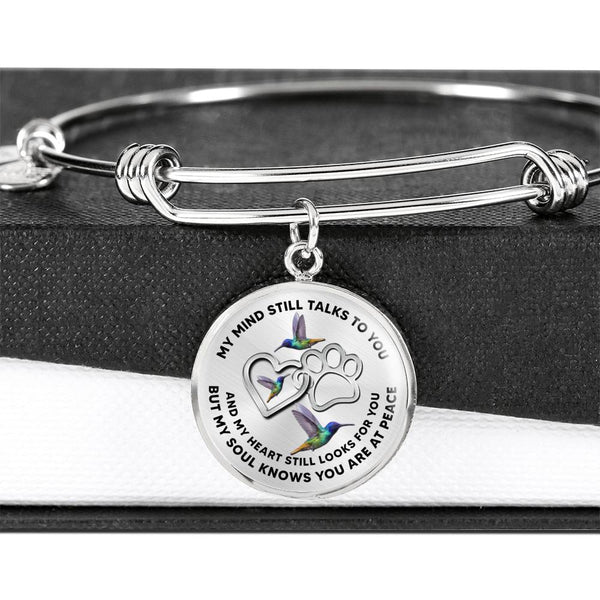 JL1807010 My Mind Still Talks To You Hummingbirds Silver Heart Paws Circle Adjustable Luxury Bangle with Back Engraving