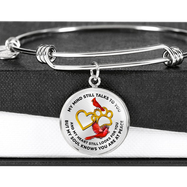 JL1807007 My Mind Still Talks To You Red Cardinals Golden Heart Paws Circle Adjustable Luxury Bangle with Back Engraving