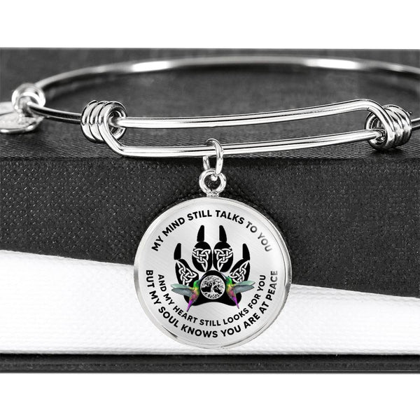 JL1807004 My Mind Still Talks To You Green Hummingbirds Celtic Knot Paws Circle Adjustable Luxury Bangle with Back Engraving